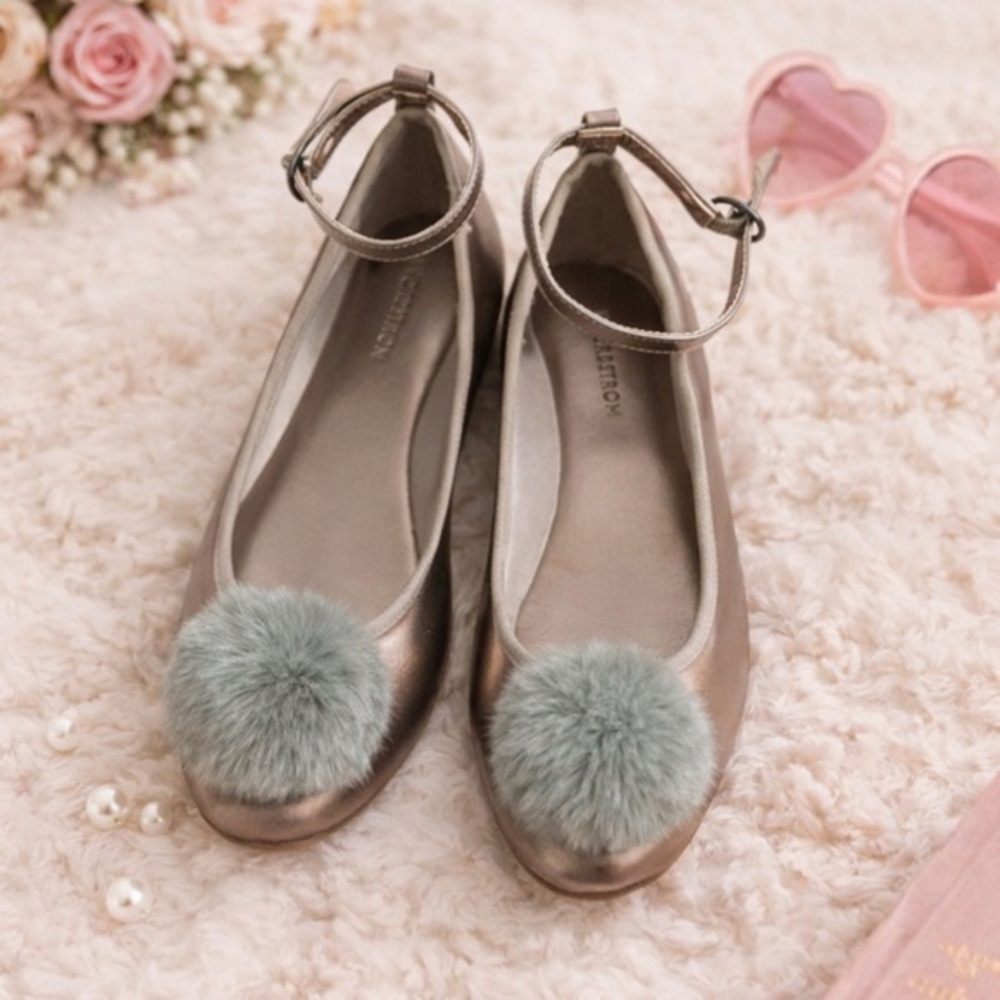 Nordstrom Bella Pom Pom Ankle Strap Flats Girls Size 5 Gray